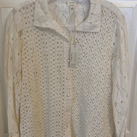 Artelier Nicole Miller Tops - Artelier Nicole Miller Cream Lace Button Down Shirt